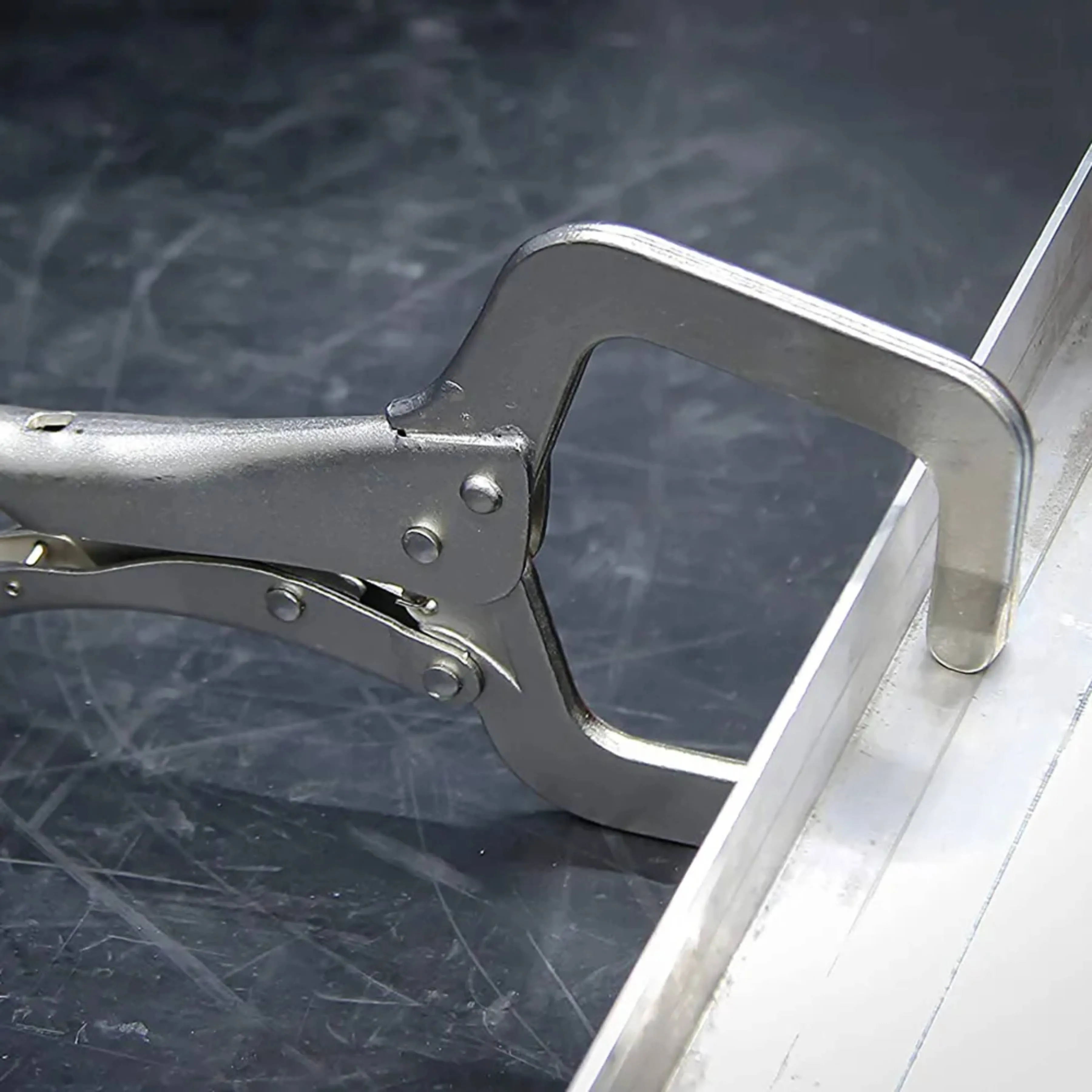 DEKTON 6" C Locking Plier