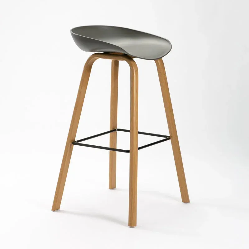 VEGAS LUXURY BARSTOOL