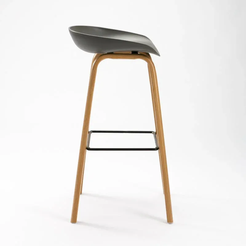 VEGAS LUXURY BARSTOOL