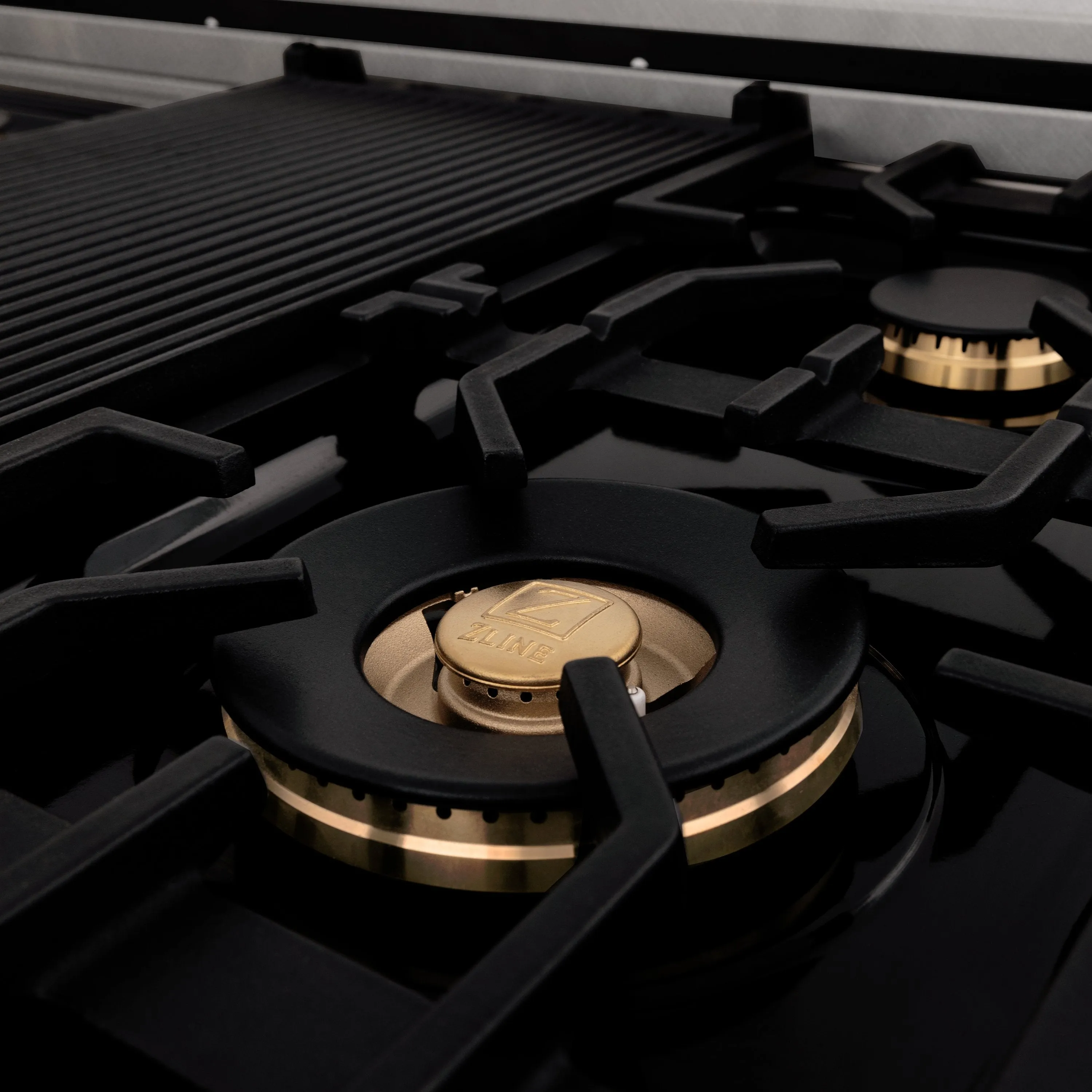ZLINE Autograph Edition 48" Porcelain Rangetop with 7 Gas Burners in DuraSnow® Stainless Steel with Accents (RTSZ-48)